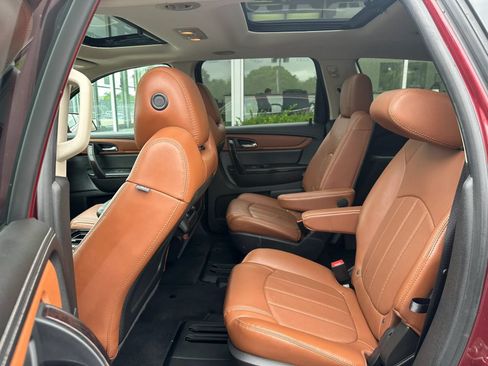 Used 2017 Chevrolet Traverse Premier AWD/4WD image 12