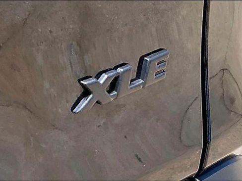 Certified 2025 Toyota RAV4 XLE w/ Convenience Package FWD image 10