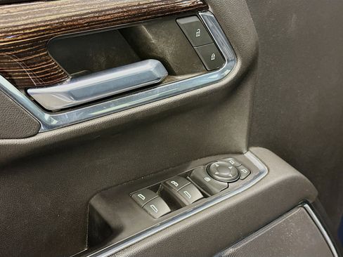 Used 2022 GMC Sierra 1500 SLE image 15