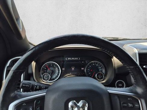 Used 2019 RAM 1500 Big Horn RWD image 9