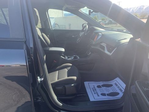 Used 2024 GMC Terrain SLE image 54