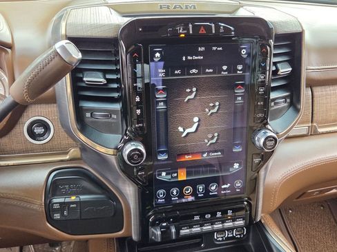 Used 2020 RAM 3500 Limited image 17