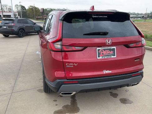 Used 2024 Honda CR-V Sport Touring image 8