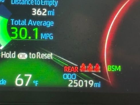 Used 2024 Toyota RAV4 XLE Premium FWD image 25