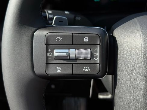 Used 2026 Hyundai Palisade SEL Premium FWD image 30
