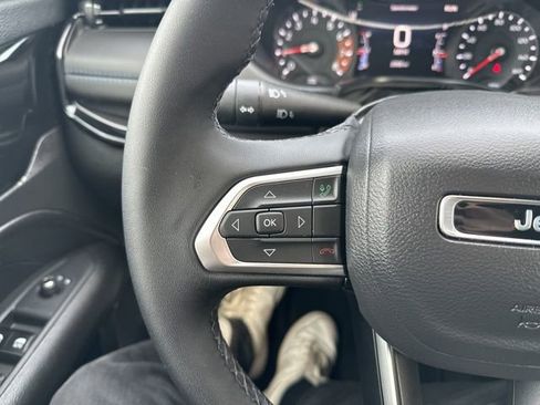 Used 2026 Jeep Compass Limited image 23