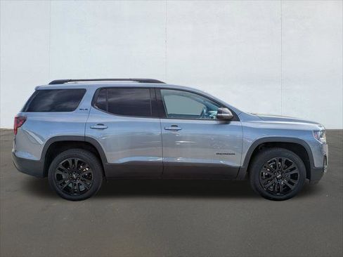 Used 2022 GMC Acadia SLE w/ Driver Convenience Package image 6