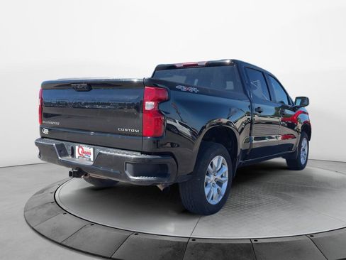 Used 2022 Chevrolet Silverado 1500 Custom AWD/4WD image 4