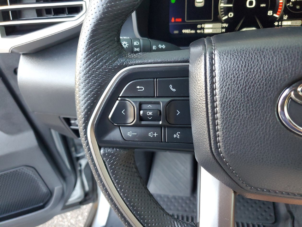 Used 2026 Toyota Sequoia Limited AWD/4WD image 28