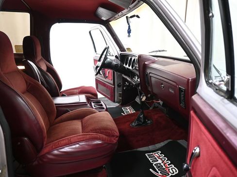 Used 1989 Dodge Ramcharger 4WD image 8