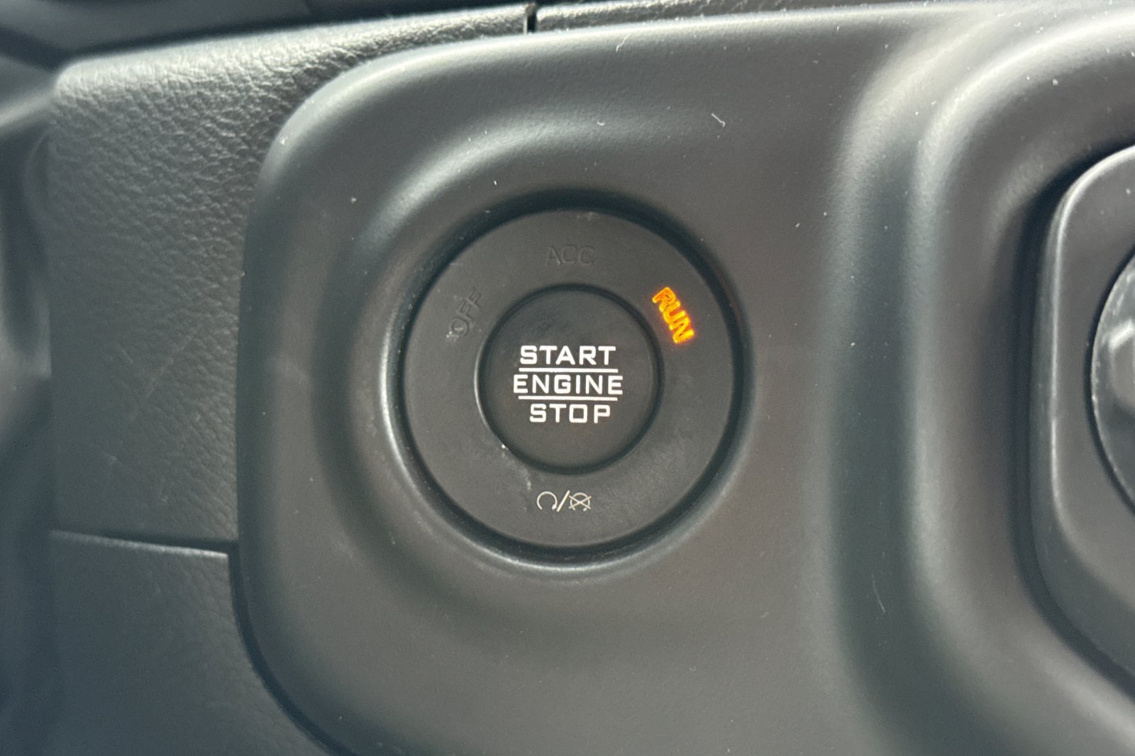 Used 2023 Jeep Wrangler Unlimited Sport AWD/4WD image 25