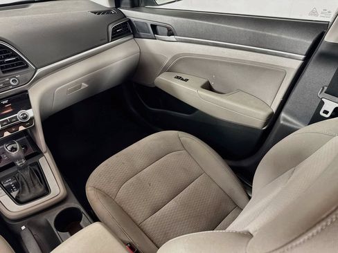 Used 2020 Hyundai Elantra SEL FWD image 22