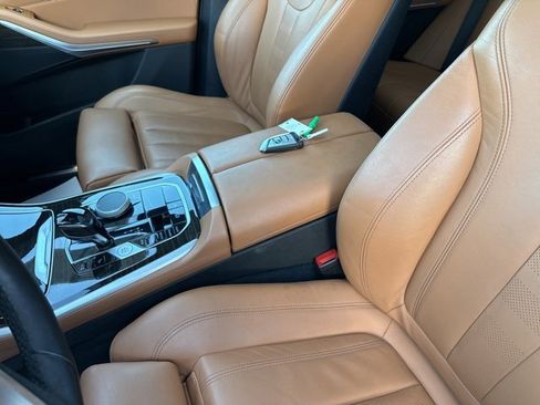 Used 2021 BMW X5 xDrive40i w/ Convenience Package image 29