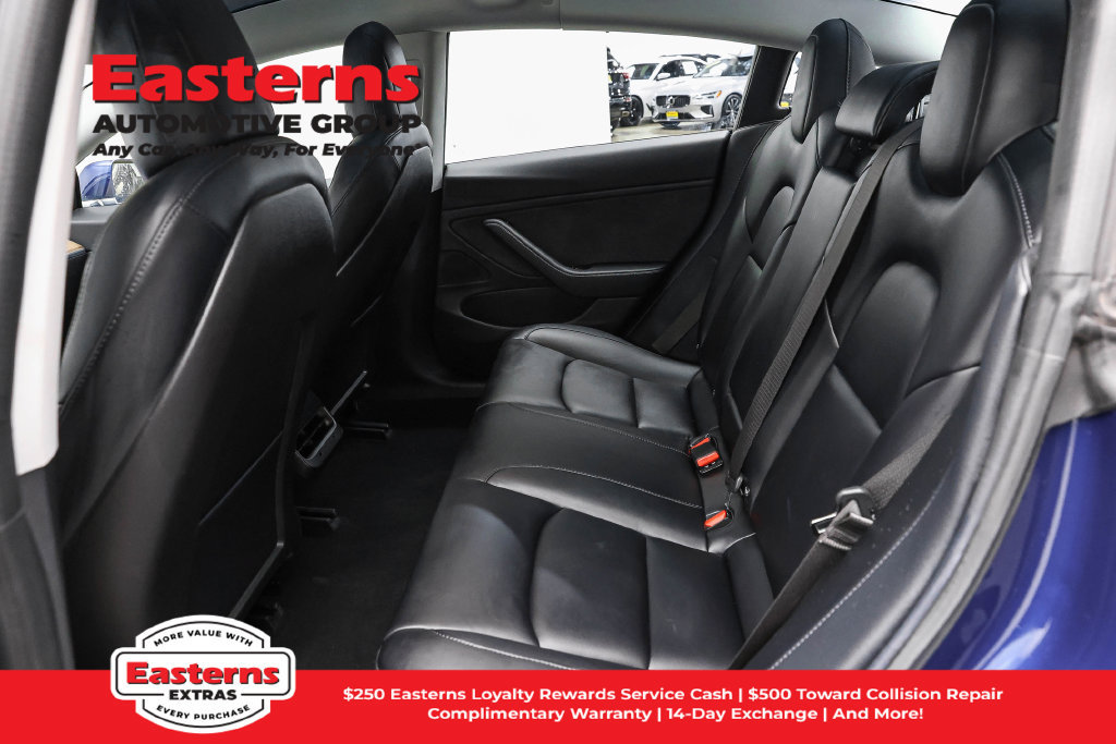 Used 2018 Tesla Model 3 Long Range RWD image 17
