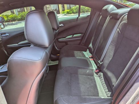 Used 2021 Dodge Charger Scat Pack w/ Plus Group RWD image 10