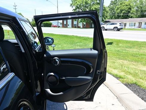 Used 2024 MINI Cooper S FWD image 20
