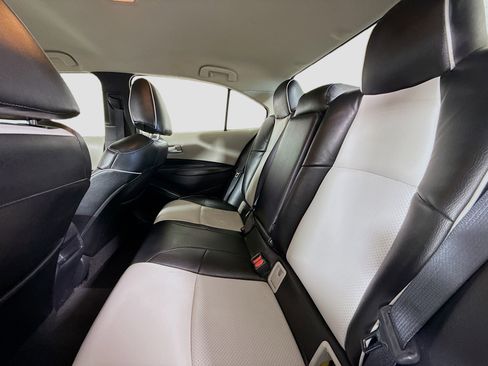 Used 2020 Toyota Corolla LE image 24