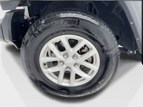 Used 2023 Jeep Wrangler Unlimited Sport AWD/4WD image 12