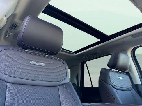 New 2025 Ford Expedition Max Platinum w/ Platinum Ultimate Package image 18