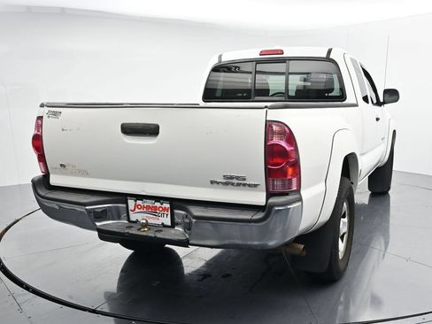 Used 2009 Toyota Tacoma PreRunner w/ SR5 Pkg #2 RWD image 6