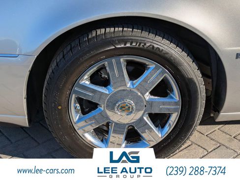 Used 2006 Cadillac DTS w/1SB image 9