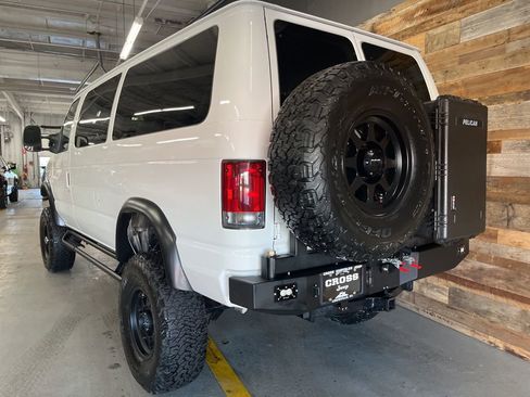 Used 2009 Ford E-350 and Econoline 350 XL image 26