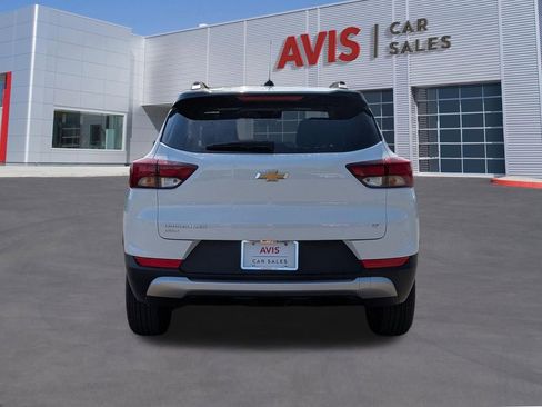 Used 2025 Chevrolet TrailBlazer LT AWD/4WD image 7