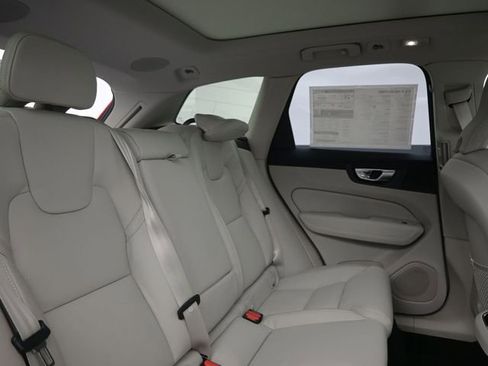 New 2026 Volvo XC60 B5 Ultra w/ Protection Package Premier image 34