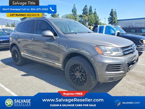 Used 2011 Volkswagen Touareg VR6 image 5