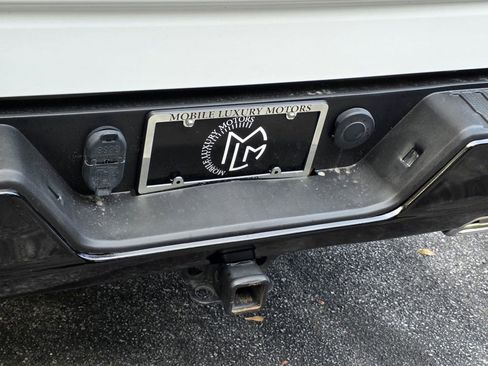 Used 2022 Chevrolet Silverado 1500 LT Trail Boss w/ Convenience Package II image 25