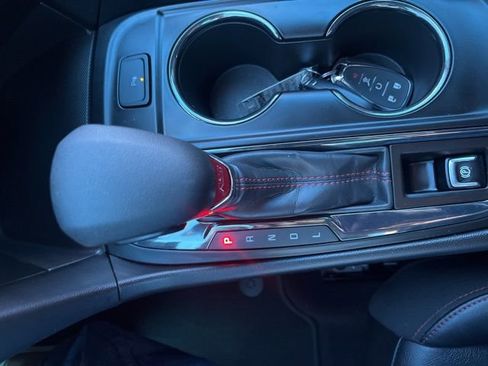 Used 2022 Chevrolet Equinox RS w/ RS Leather Package image 15