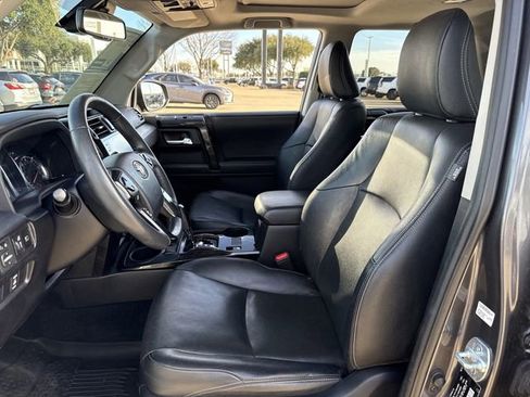 Used 2021 Toyota 4Runner Nightshade image 28