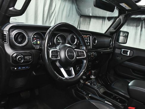 Used 2022 Jeep Wrangler Unlimited Rubicon 4xe w/ Cold Weather Group image 18