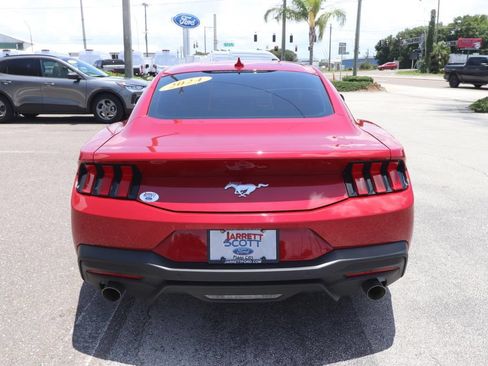 Used 2024 Ford Mustang Coupe RWD image 10