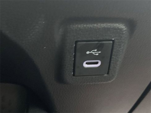 Certified 2023 Toyota Corolla LE image 27