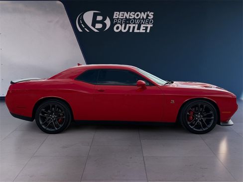 Used 2021 Dodge Challenger R/T Scat Pack image 6