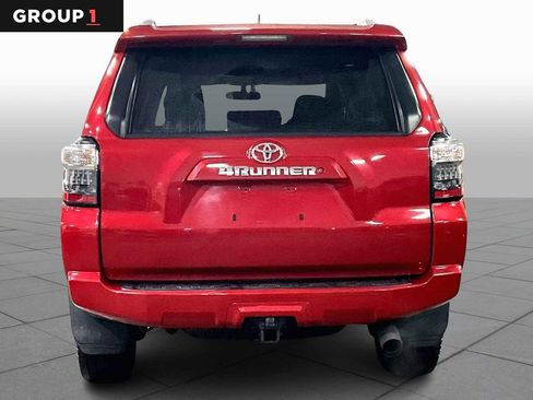 Certified 2018 Toyota 4Runner SR5 image 5