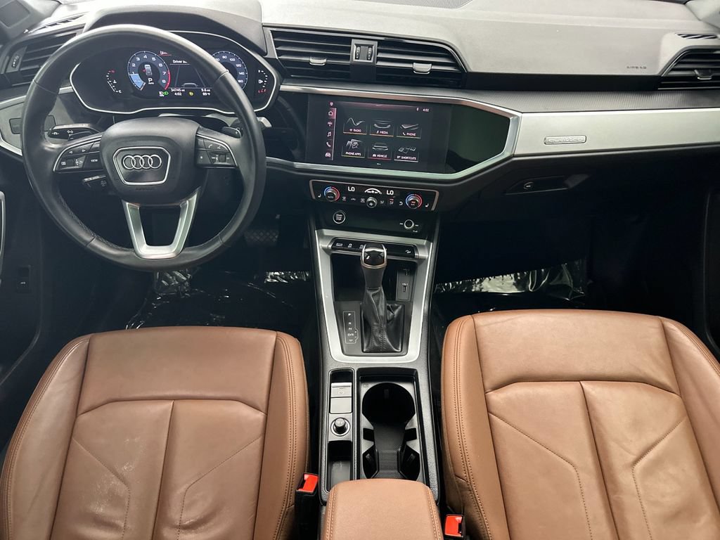 Used 2021 Audi Q3 2.0T Premium w/ Convenience Package AWD/4WD image 12