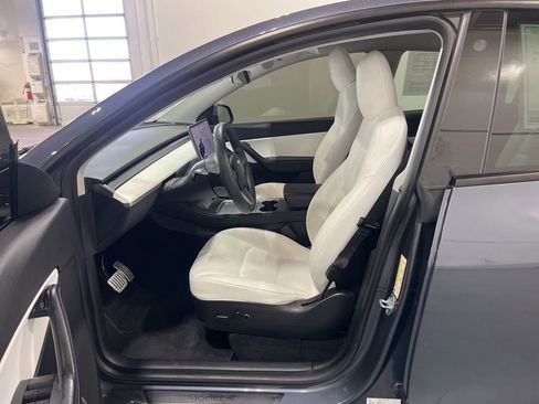 Used 2021 Tesla Model Y Performance image 20