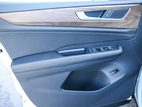 New 2026 Volkswagen Atlas SE image 31