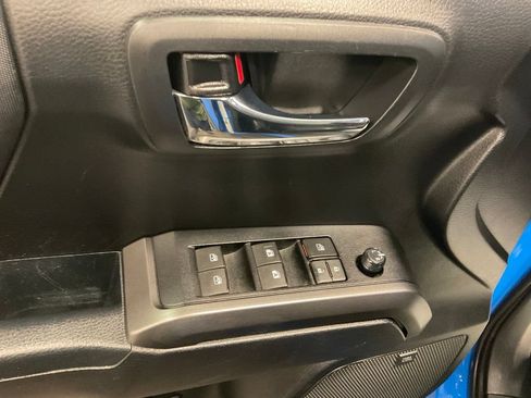 Used 2019 Toyota Tacoma TRD Pro AWD/4WD image 18