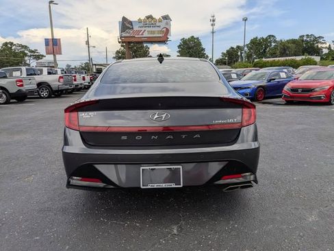 Used 2021 Hyundai Sonata Limited w/ Preferred Accessory Package FWD image 4
