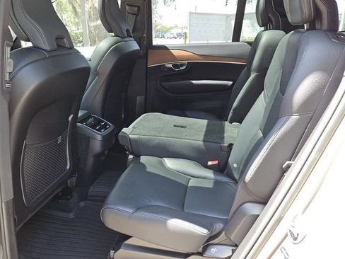 Used 2023 Volvo XC90 B6 Plus w/ Protection Package Premier AWD/4WD image 11
