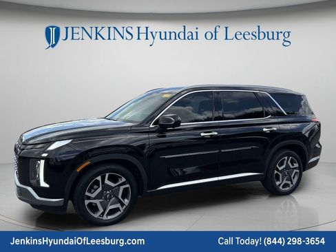 Used 2024 Hyundai Palisade SEL FWD image 11
