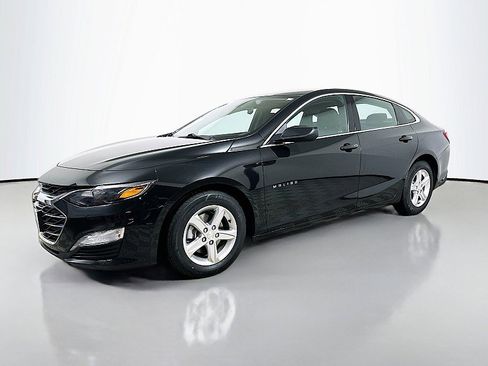 Used 2022 Chevrolet Malibu LT FWD image 3