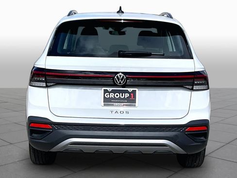 Used 2025 Volkswagen Taos S FWD image 5
