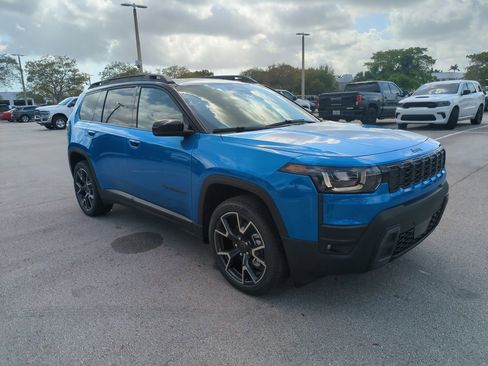 New 2026 Jeep Cherokee Overland image 2