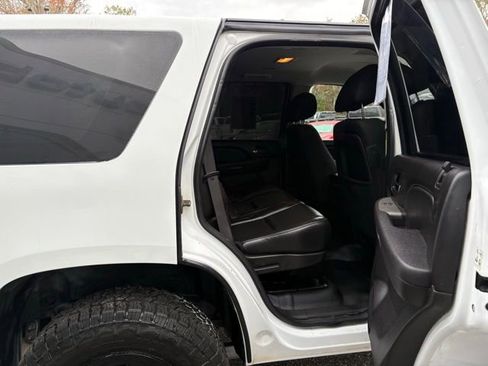 Used 2010 Chevrolet Tahoe LS w/ Skid Plate Package image 28