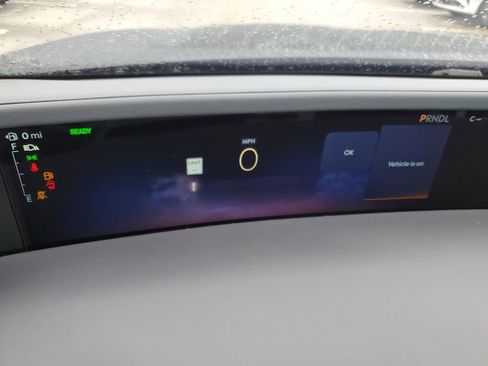 New 2026 Lincoln Nautilus Premier AWD/4WD image 26