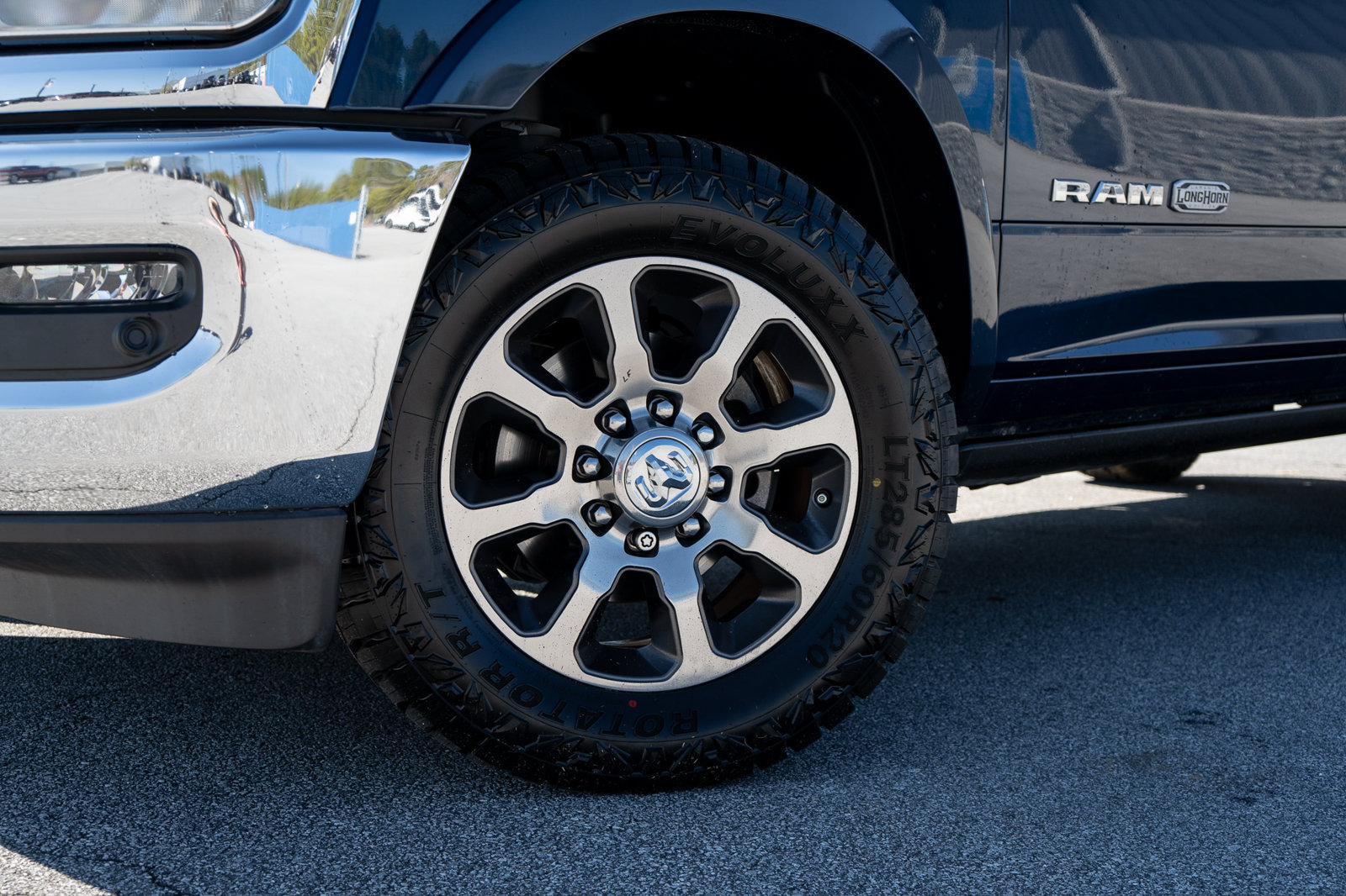 Used 2019 RAM 2500 Limited RWD image 3